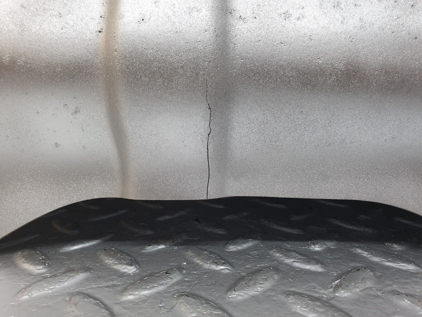 43821 Mercedes-Benz C126 380SEC Coupe Exhaust Heat Shield