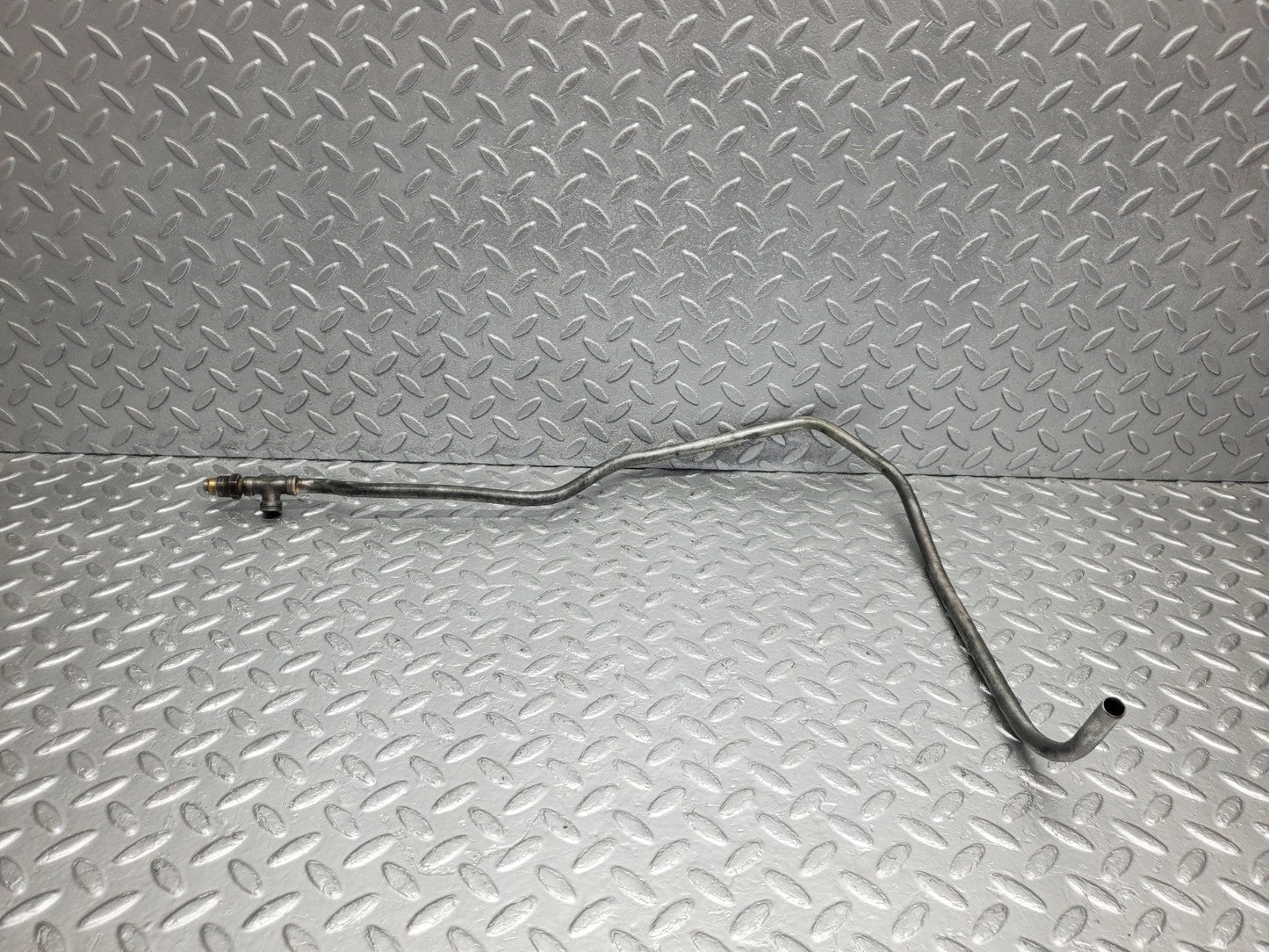 W112 throttle body hose pipe used OEM