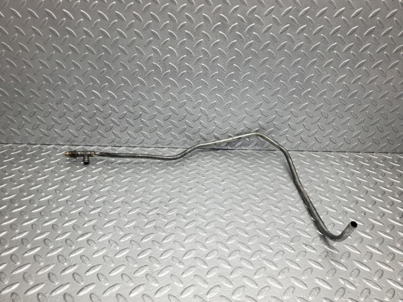 W112 throttle body hose pipe used OEM