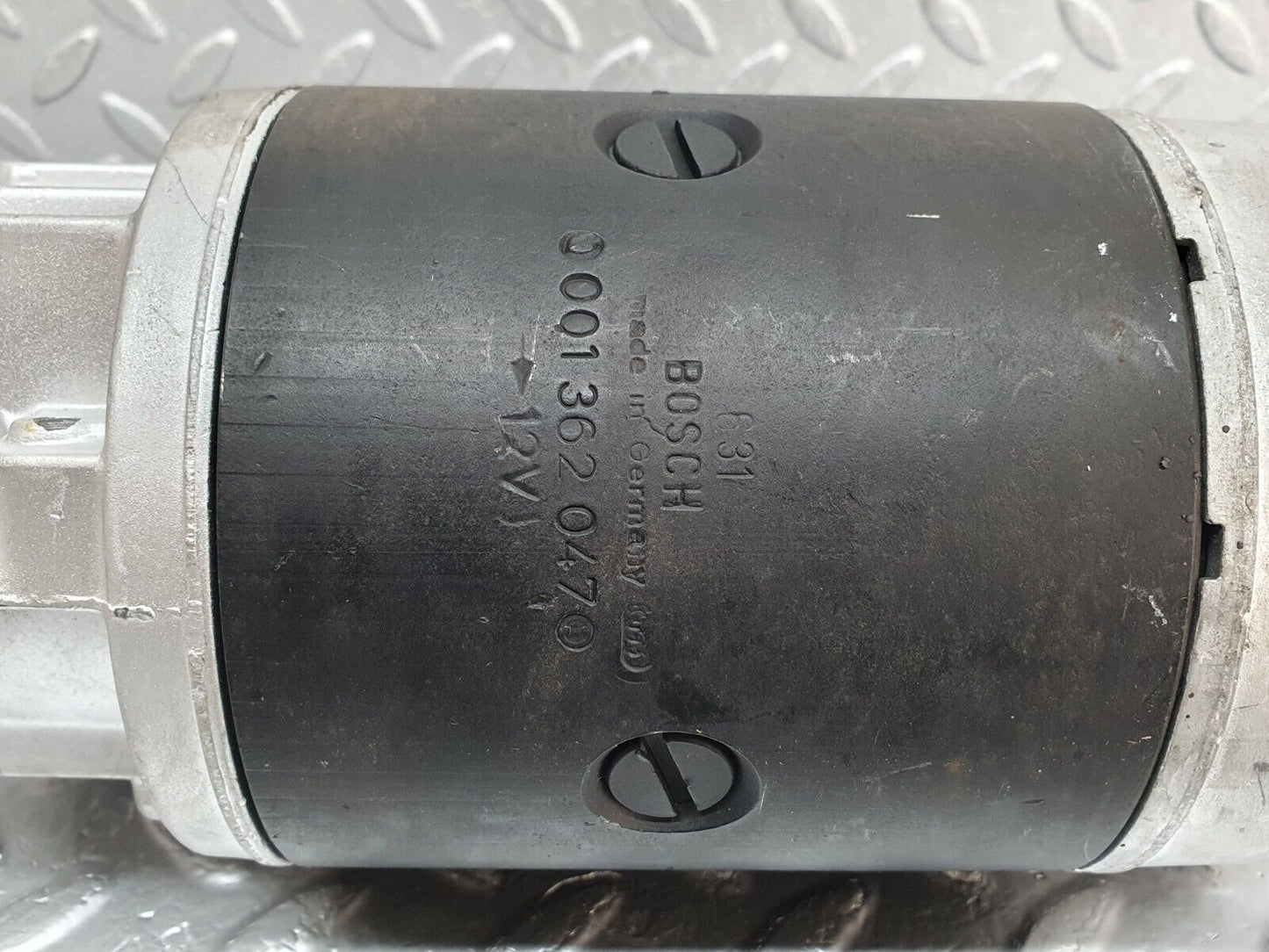 43739 Mercedes-Benz W115 220D Starter Motor Bosch 0001362047 0331402501
