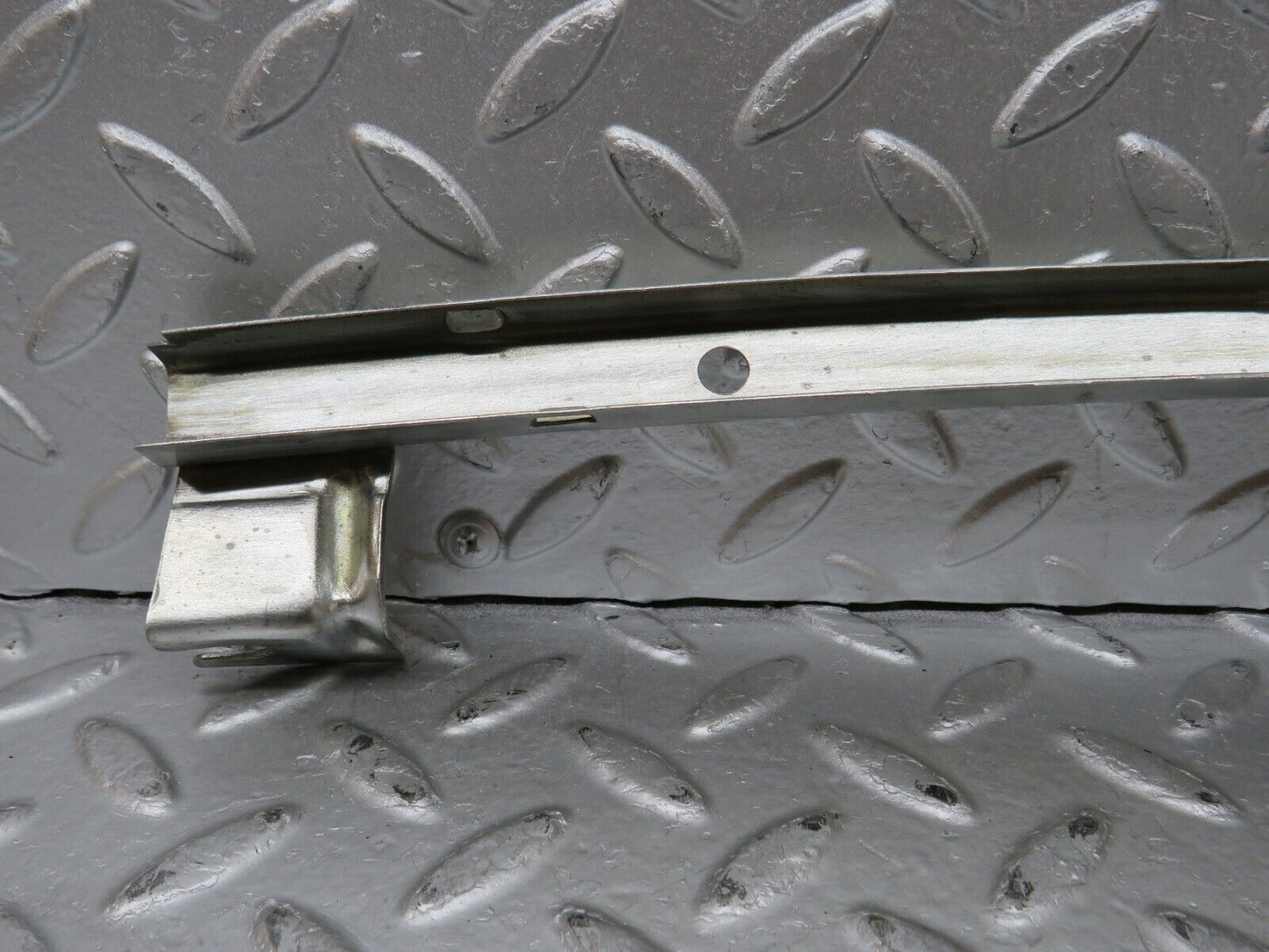 32084 Mercedes-Benz W123 230E Rear Left Window Channel