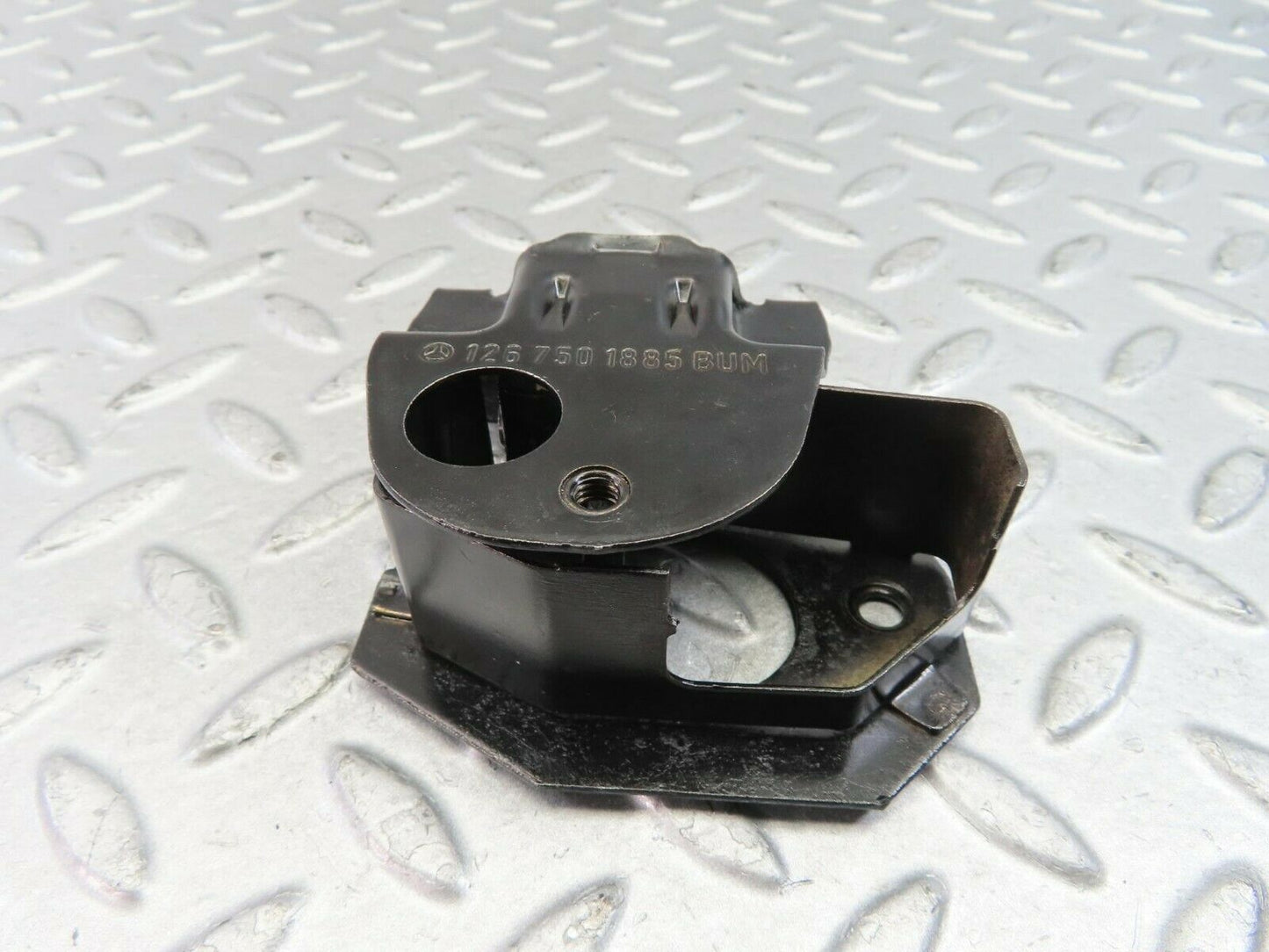 9714 Mercedes-Benz W126 Trunk Lock Latch 1267501885