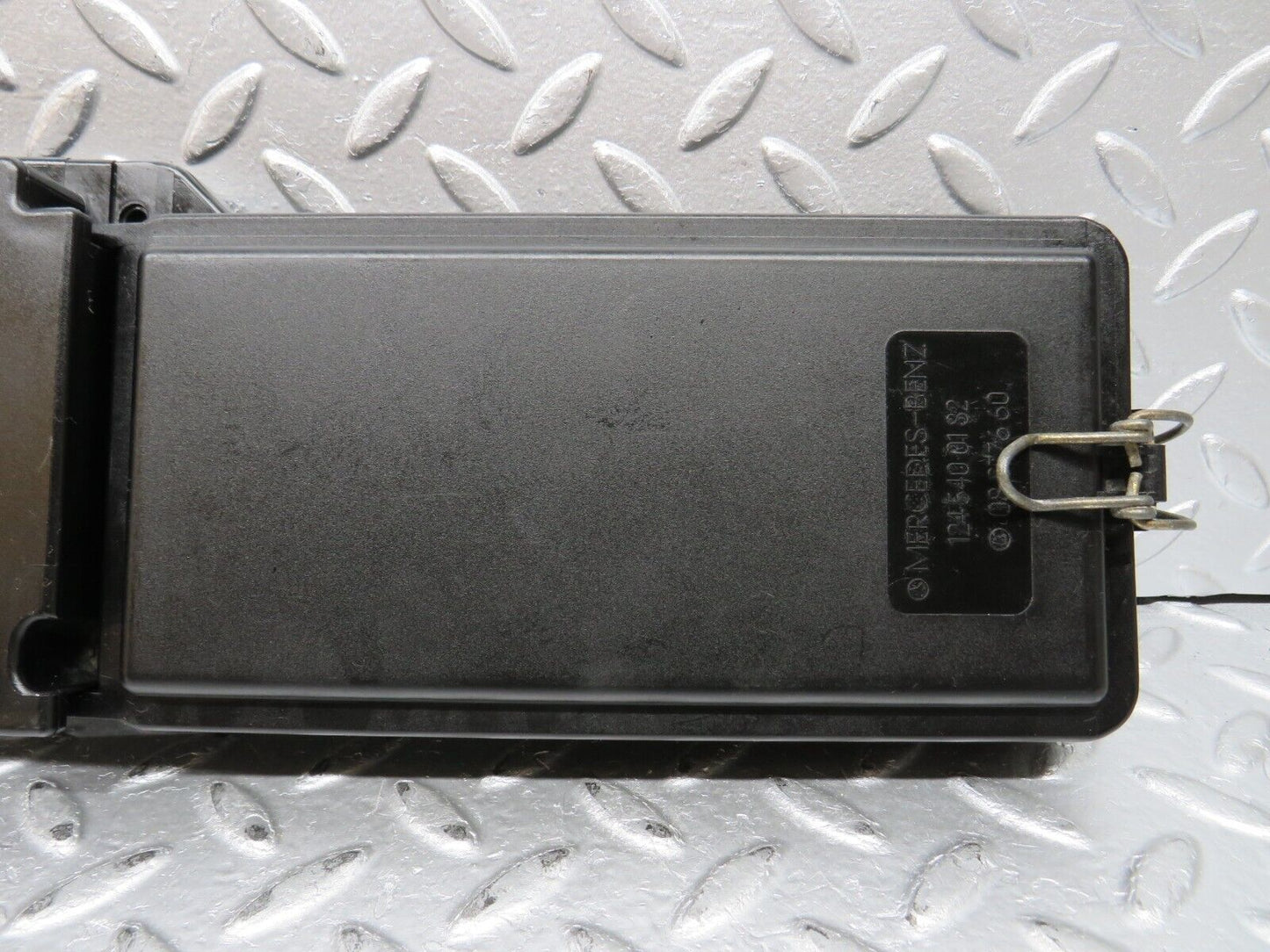 32363 Mercedes-Benz S124 300TE Wagon Fuse Box Lid Cover 1245400282 1245400182