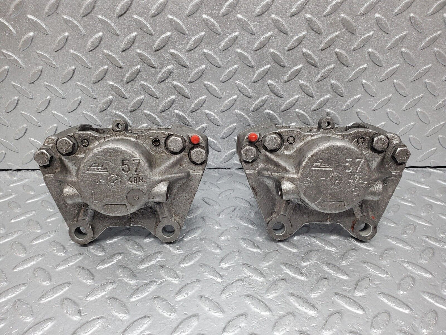 45916 Mercedes-Benz W126 420SE Front Brake Caliper Left & Right ATE