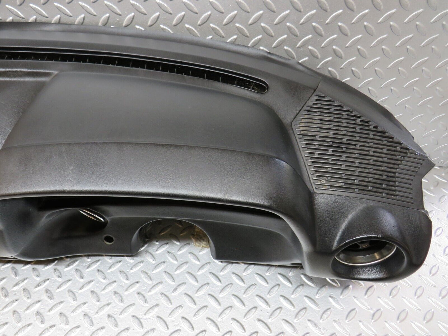 28388 Mercedes-Benz S123 240D Wagon Dashboard Black