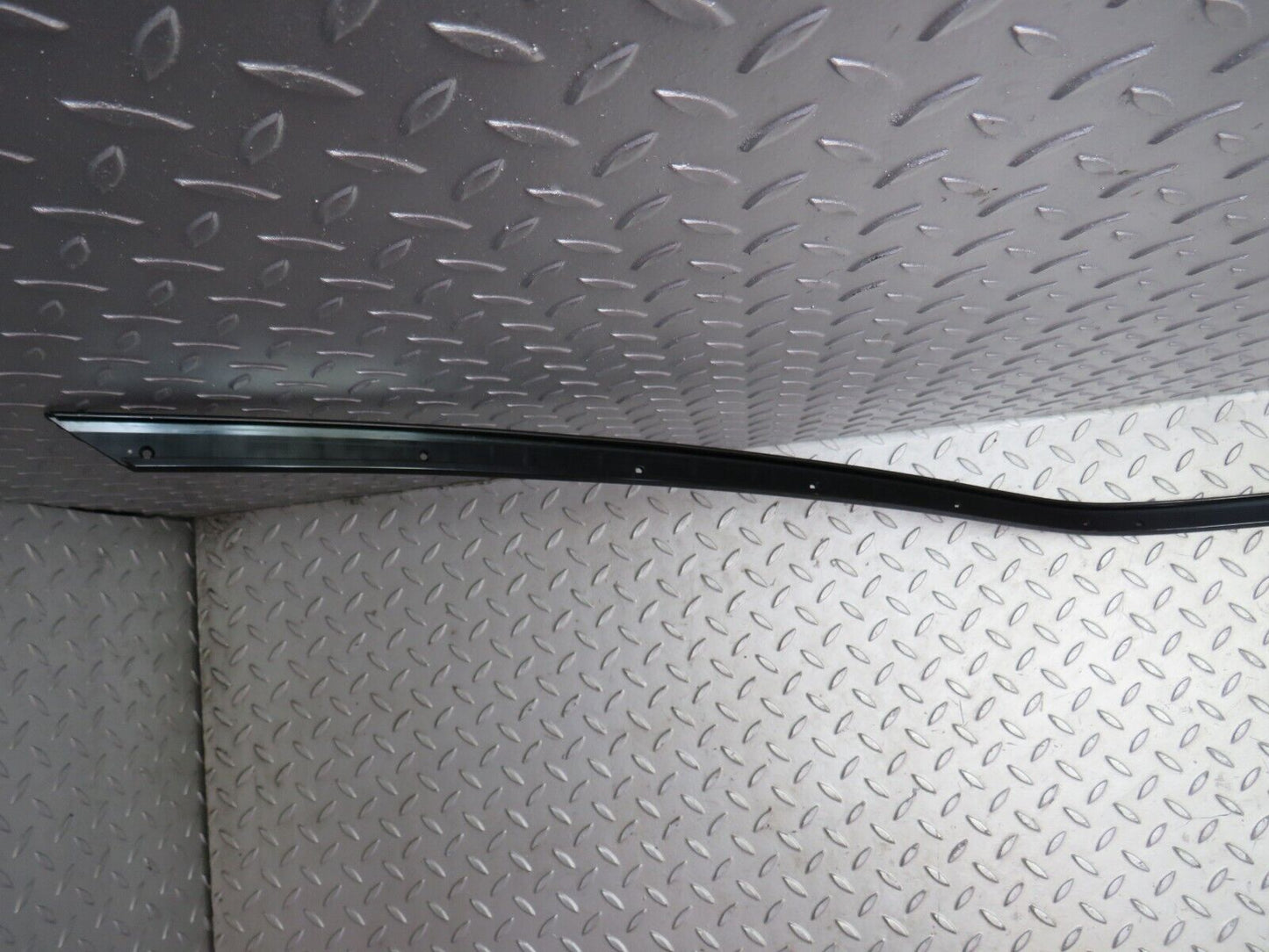 26626 Mercedes-Benz C124 220CE Coupe Roof Chrome Trim Left Side