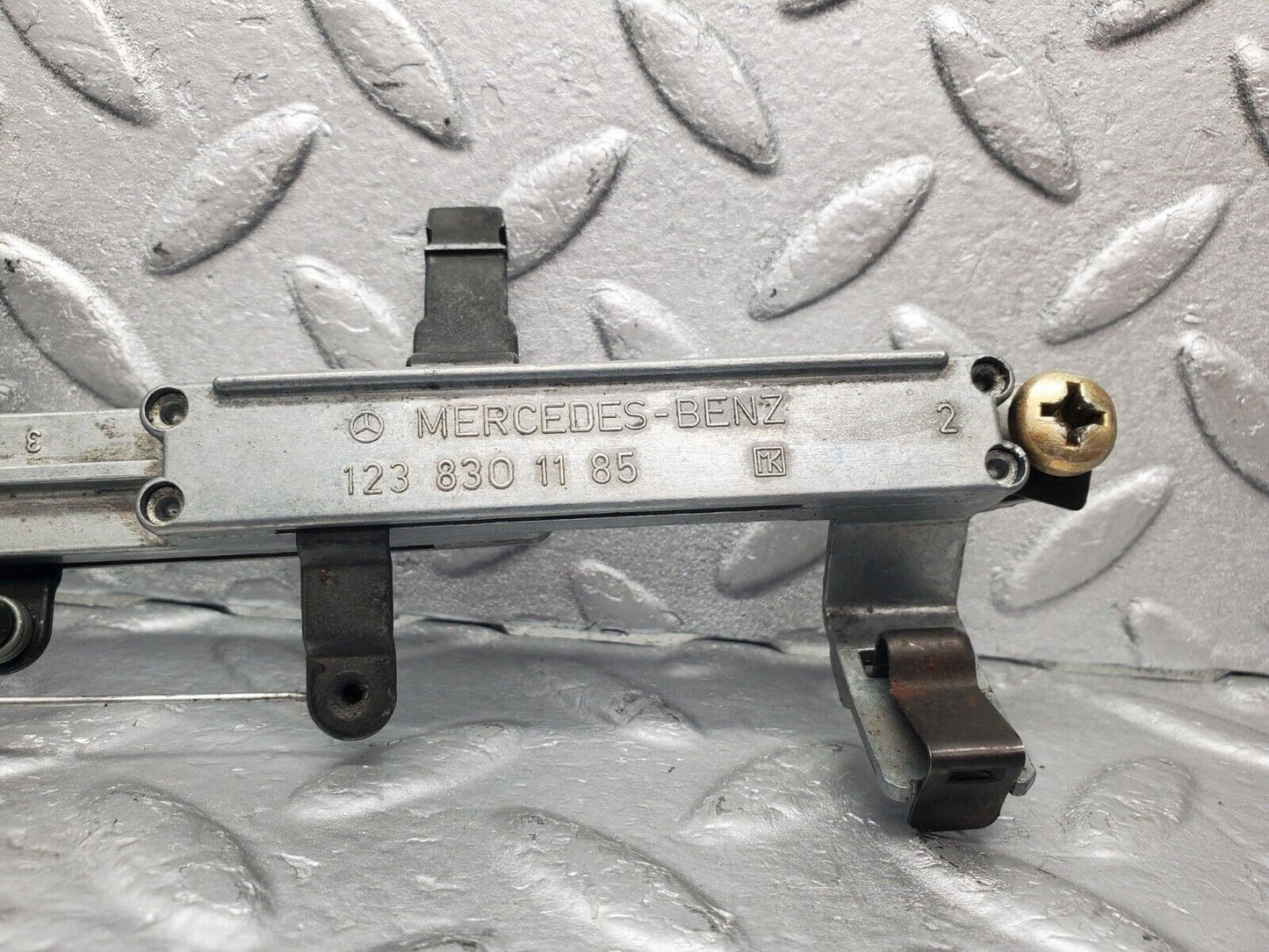 46079 Mercedes-Benz S123 200T Wagon Heater Slider Control 1238301185