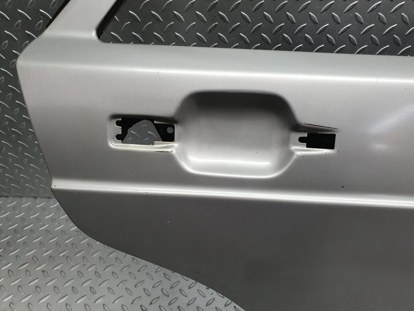 42970 Mercedes-Benz W201 190 Rear Right Door