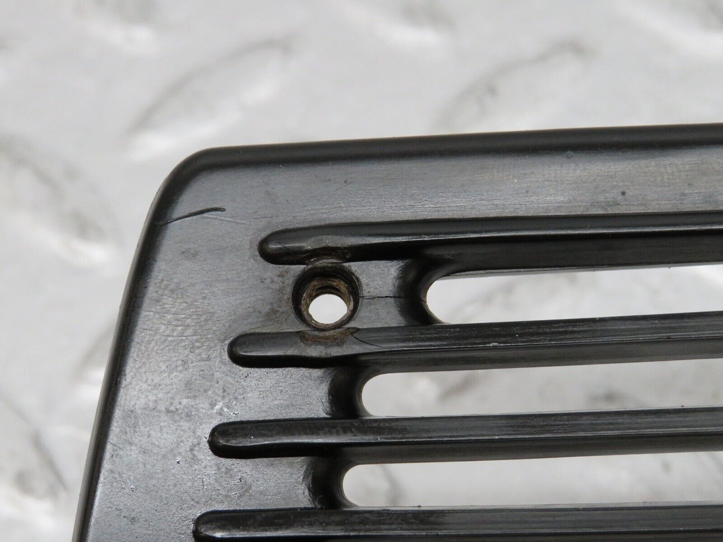 35818 Mercedes-Benz W108 Dashboard Centre Speaker Cover Grill