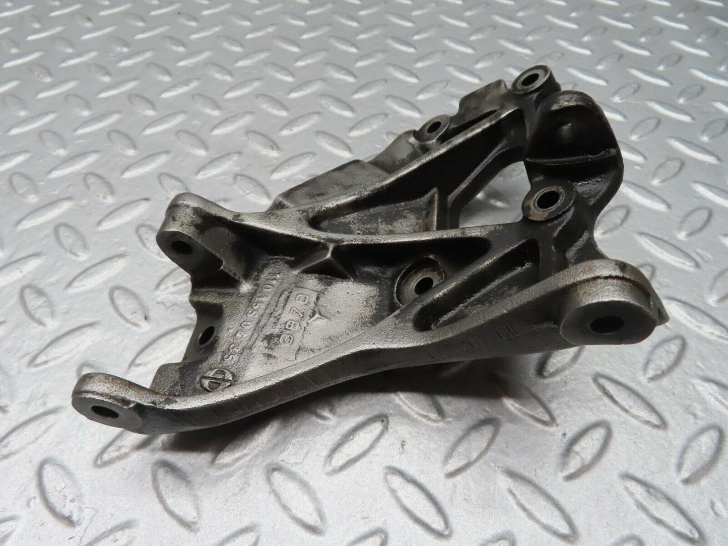 14063 Mercedes-Benz C107 280SLC Alternator Generator Bracket 1101550435