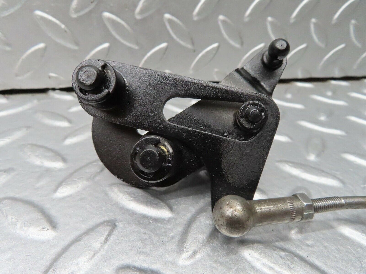 18201 Mercedes-Benz W111 220SE Coupe Throttle Linkage