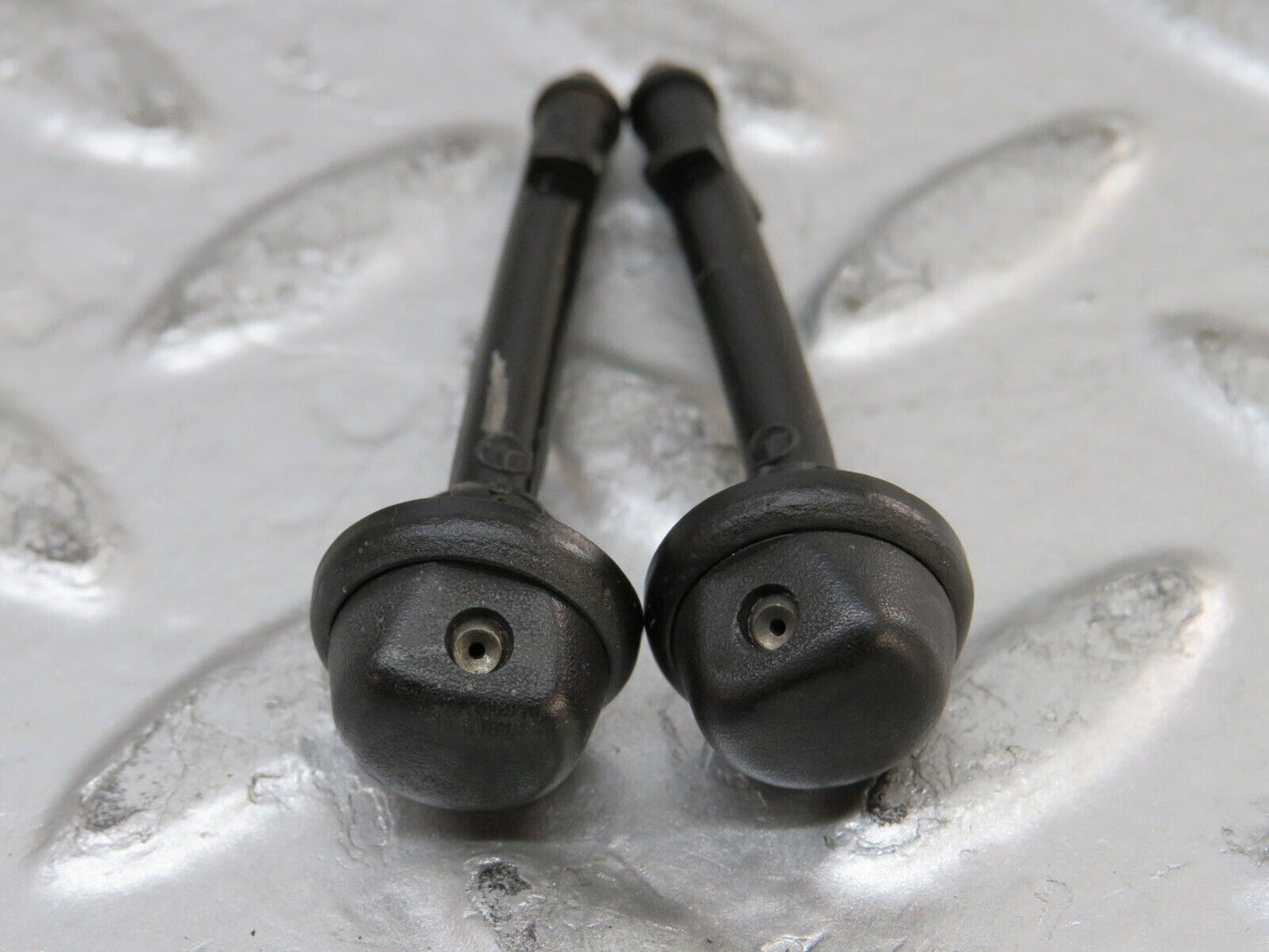 27057 Mercedes-Benz W123 280E Windscreen Washer Nozzle Pair