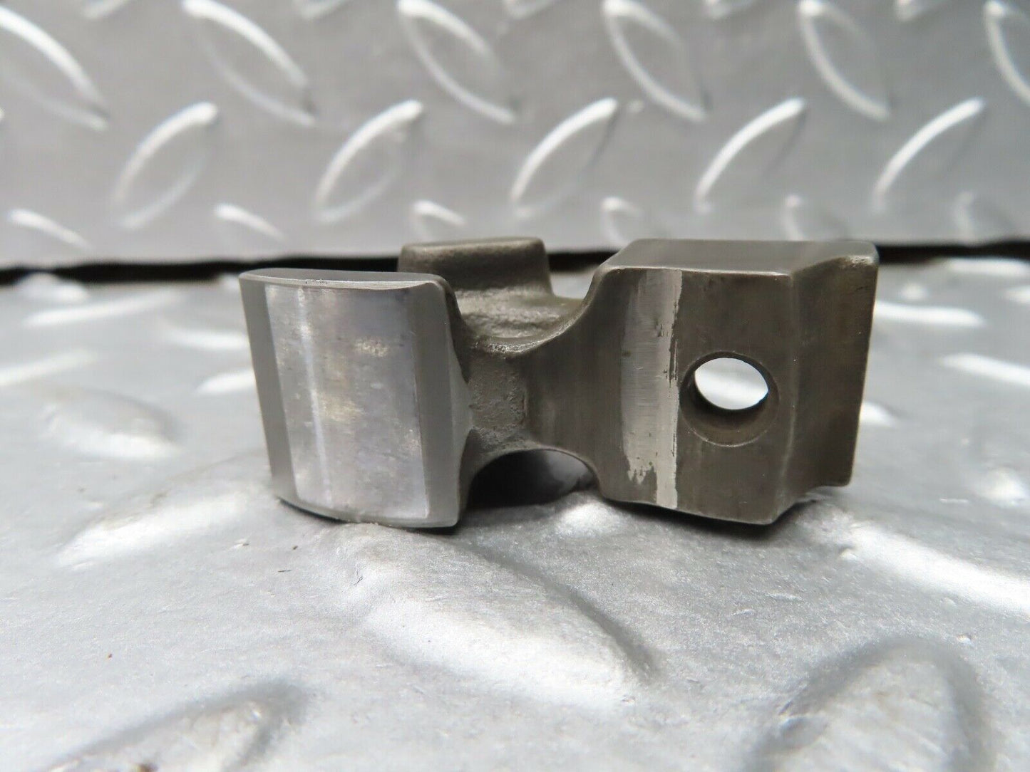 20714 Mercedes-Benz R107 450SL Valve Rocker Arm With Retaining Spring