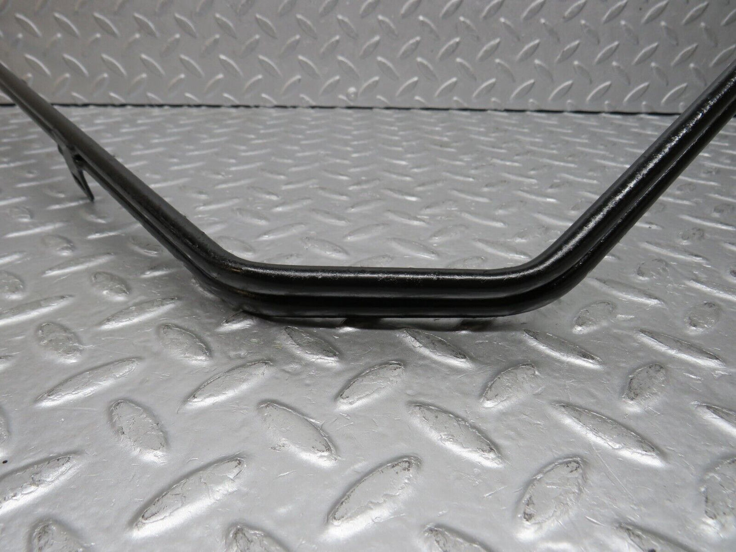 38168 Mercedes-Benz A124 320E Cabriolet Oil Cooler Pipe