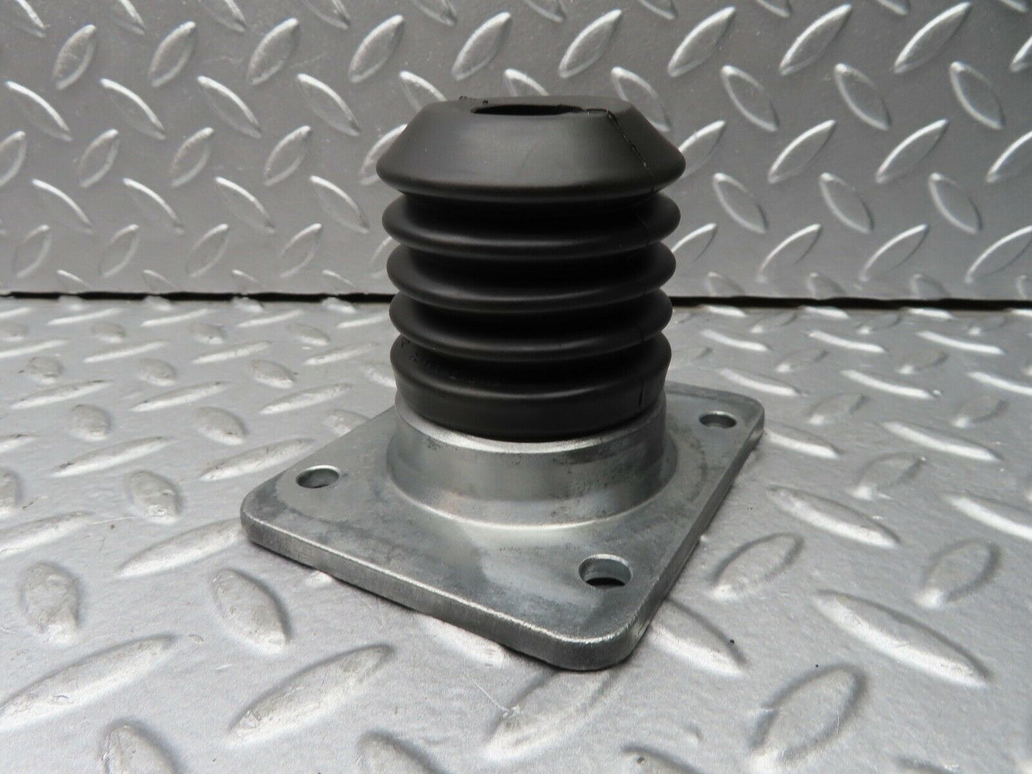 20610 Mercedes-Benz R107 450SL Brake Booster Bracket With Rubber Ate