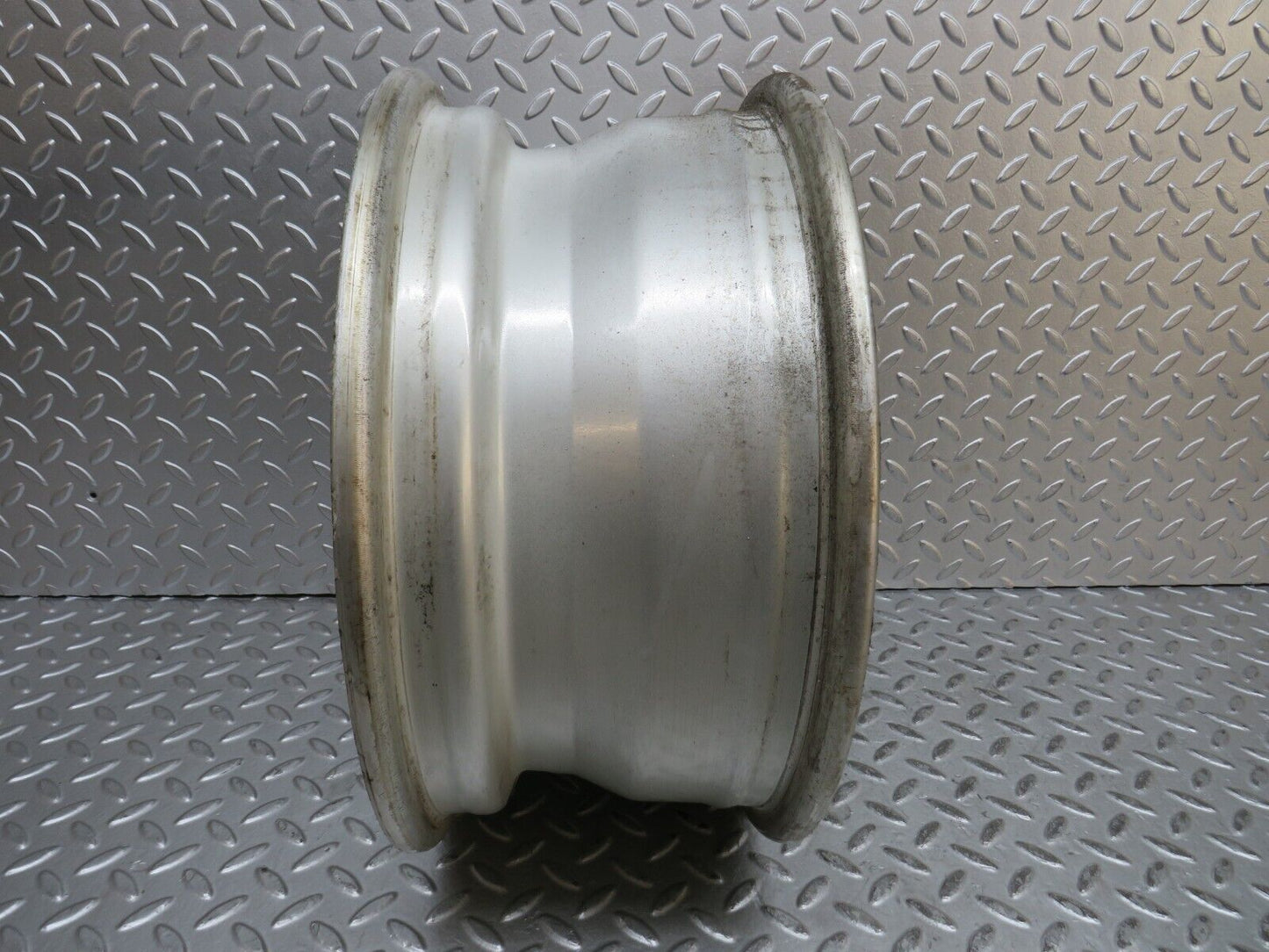 29196 C124 320CE Coupe Mercedes-Benz Alloy Wheel 6.5Jx15H2 ET44 1244011802