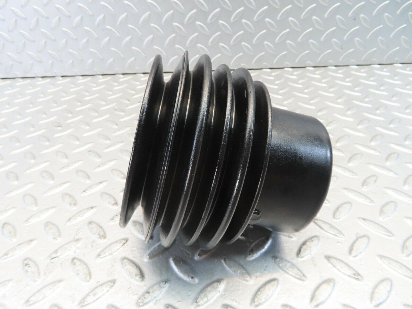 11056 Mercedes-Benz R107 W116 Crankshaft Pulley
