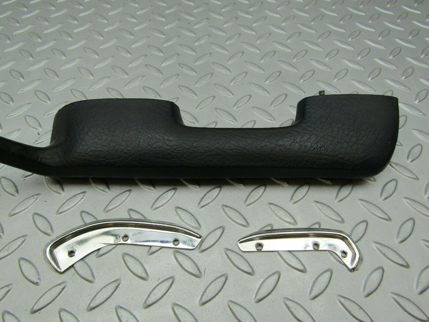 3306 Mercedes-Benz W108 280SE Interior Door Handle Blue Right