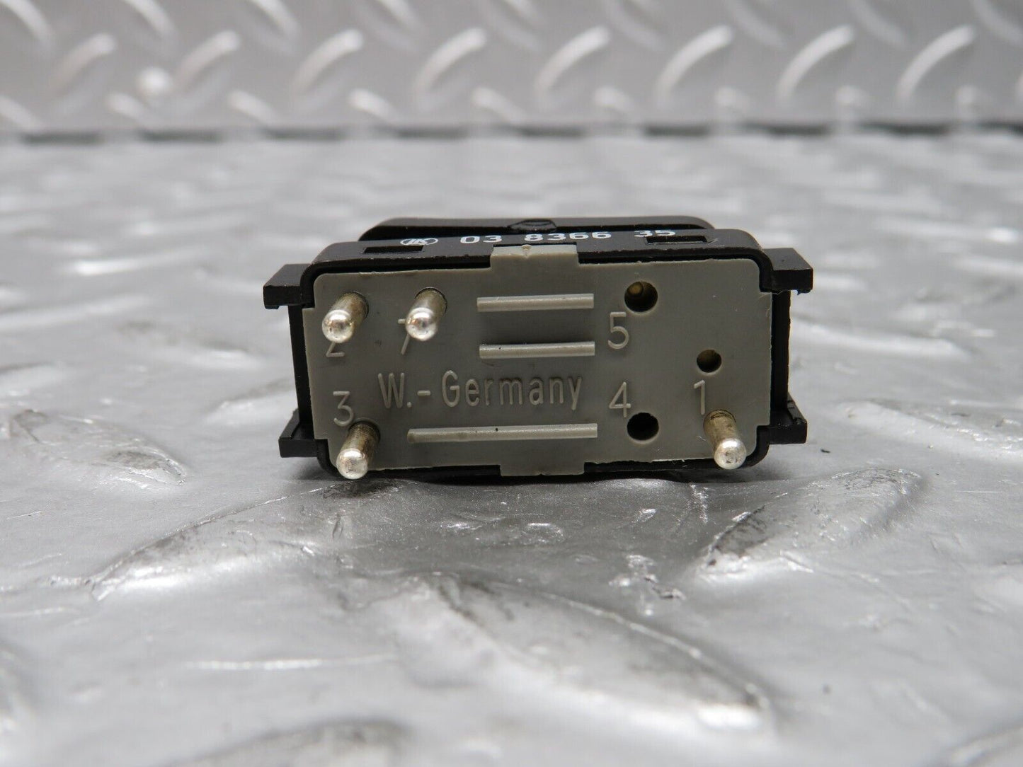 31378 Mercedes-Benz S124 220TE Wagon Interior Light Switch 1248210251