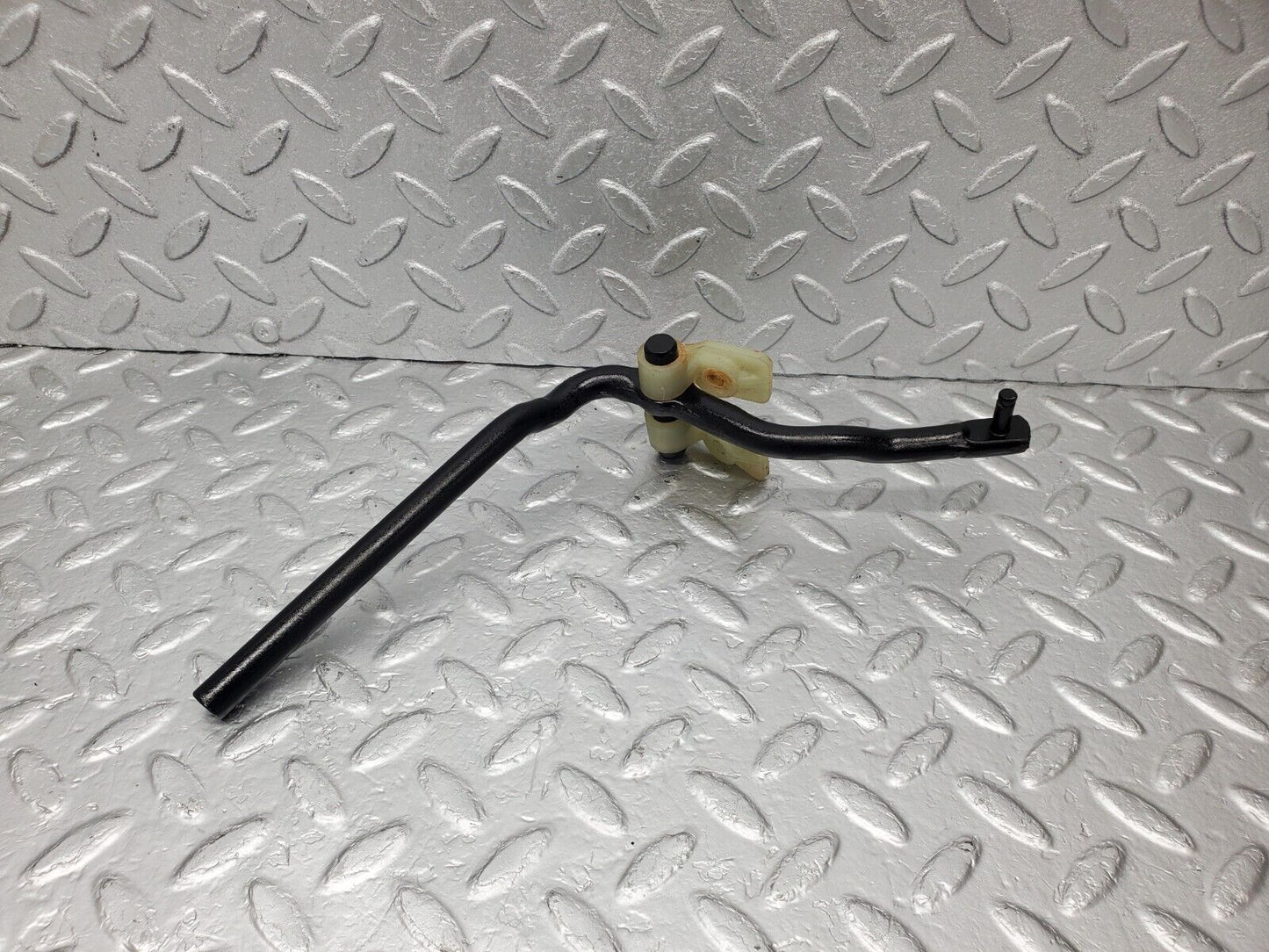 46562 Mercedes-Benz C123 280CE Coupe Accelerator Pedal Linkage