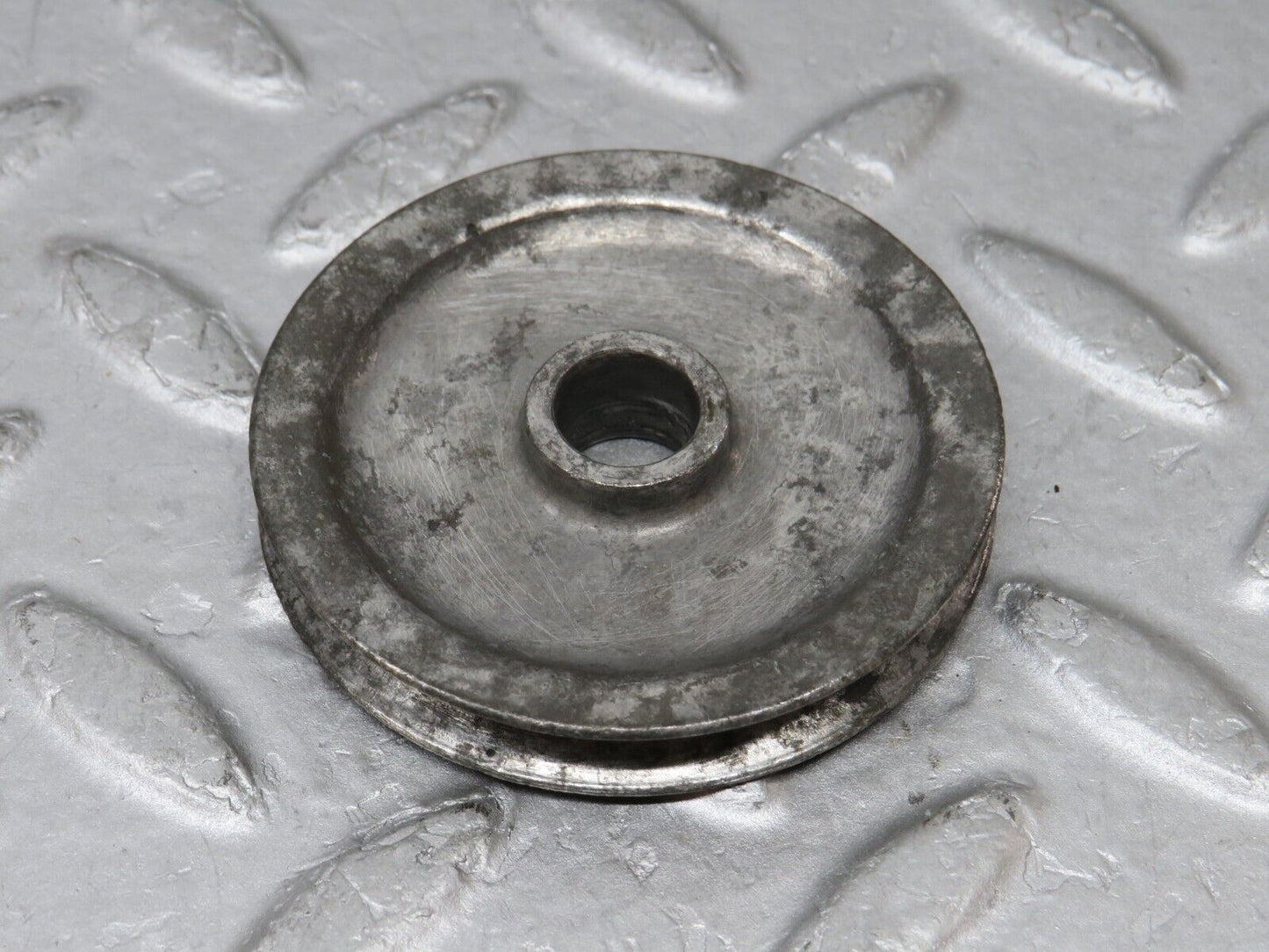 35821 Mercedes-Benz W108 Handbrake Cable Pulley 1104270142