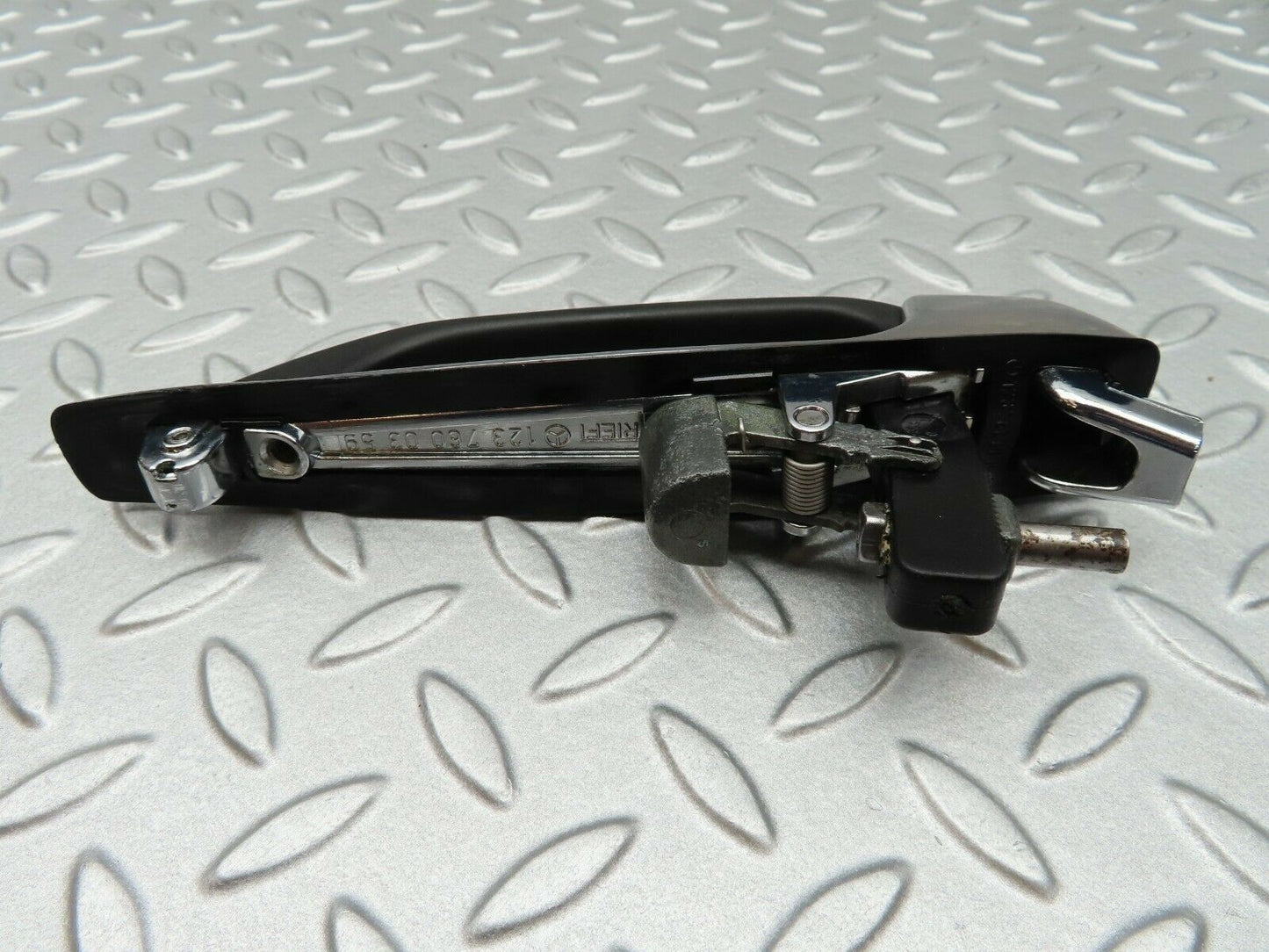 4517 Mercedes-Benz W123 230E Exterior Door Handle Rear 1237600359