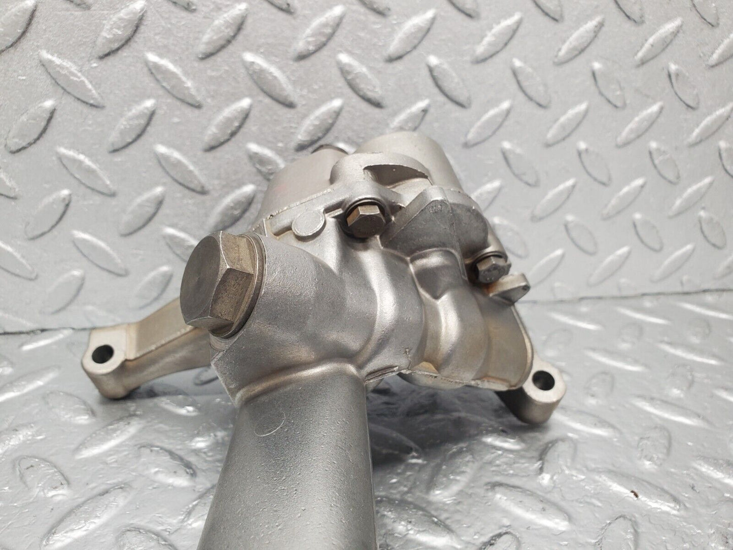 46159 Mercedes-Benz W124 280E Oil Pump 6031810320 6031810001
