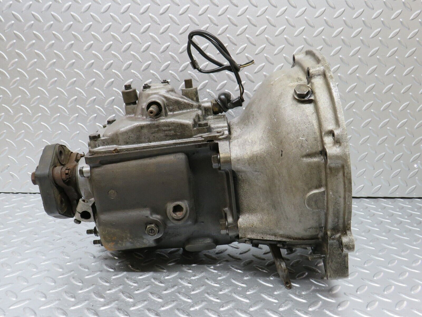 0241 Mercedes-Benz W120 Ponton Manual Gearbox 4 Speed 1832610601