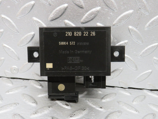 33432 Mercedes-Benz W202 C180 Comfort Control Unit 2108202226