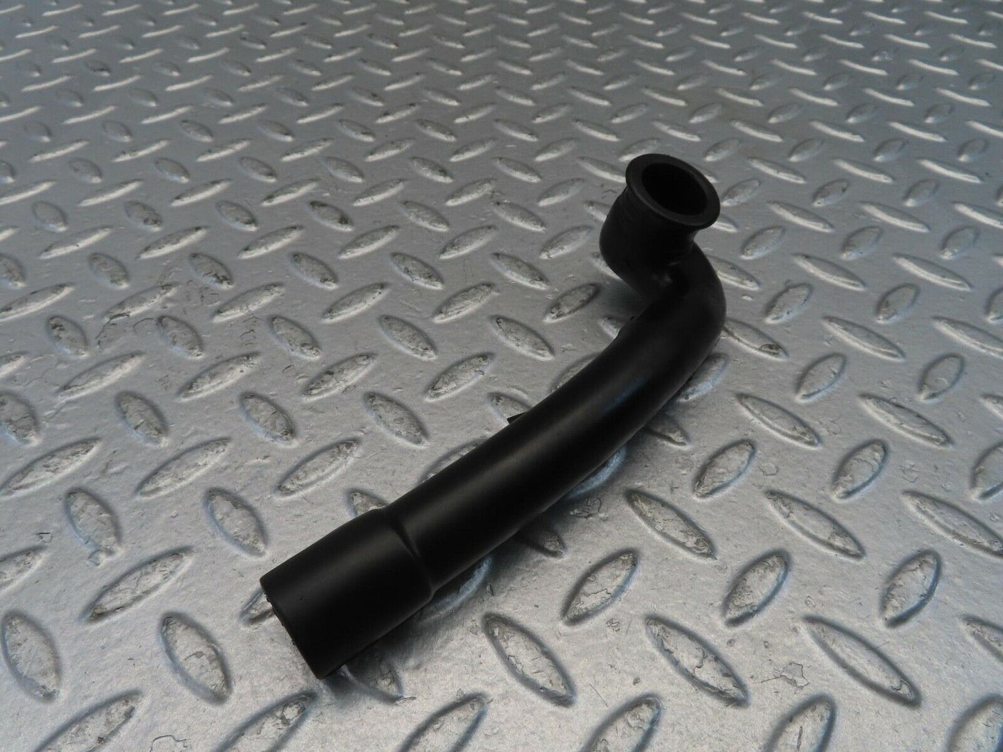 11049 Mercedes-Benz R107 W116 Crankcase Breather Hose 1160940791