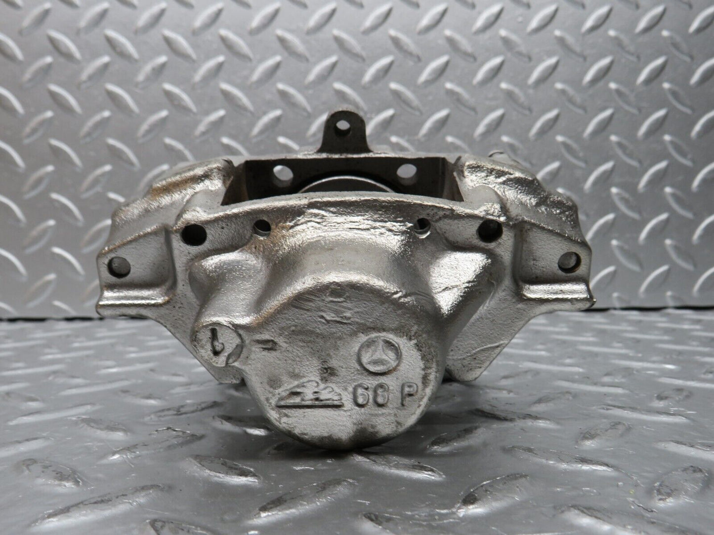 31508 Mercedes-Benz S124 220TE Wagon Rear Right Brake Caliper Ate 50P