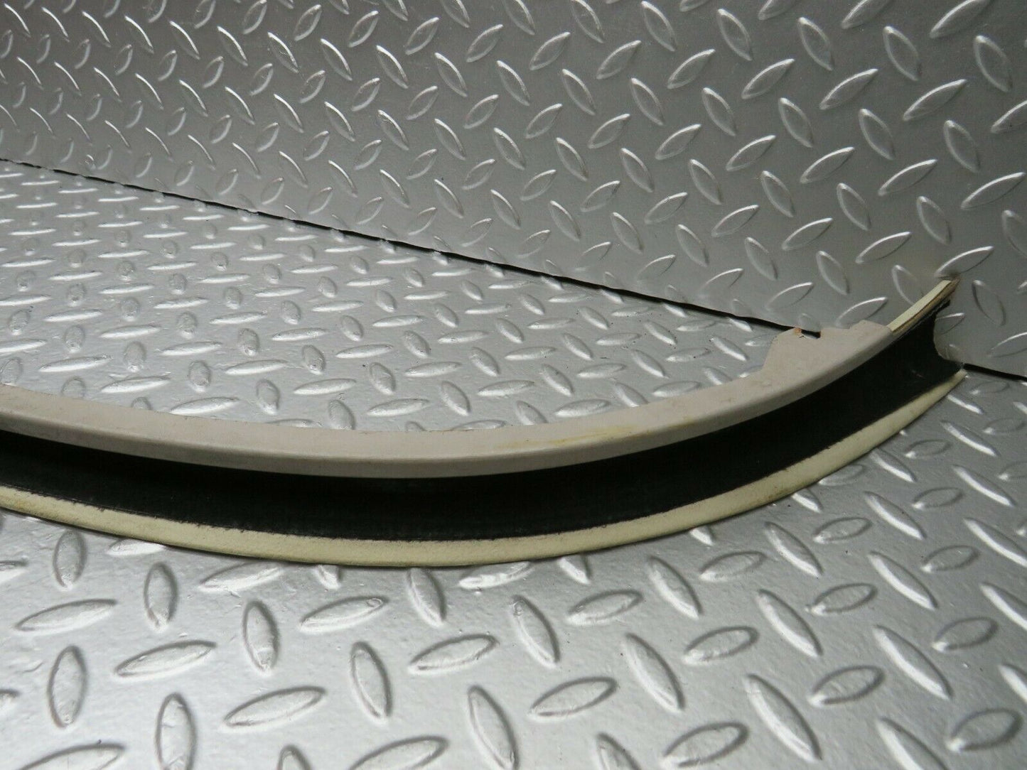 22705 Mercedes-Benz C107 450SLC Coupe Rear Windscreen Inner Trim