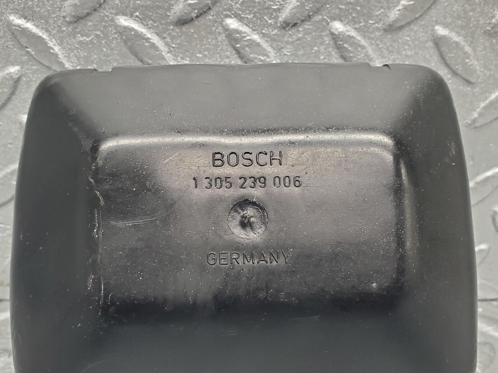 44047820