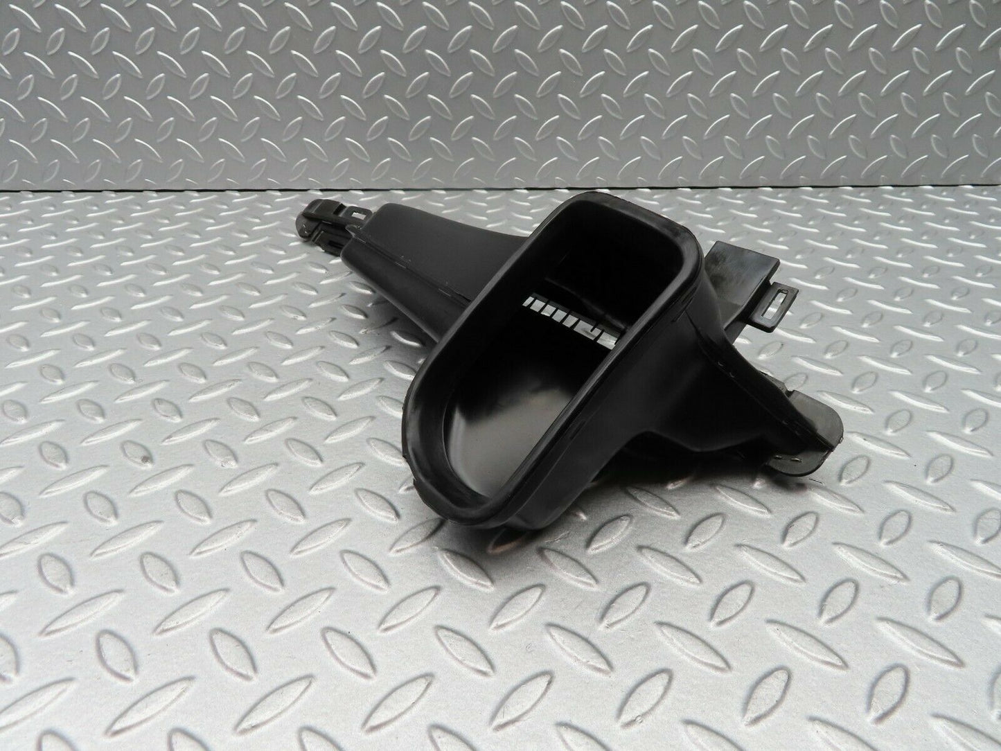 5445 Mercedes-Benz W124 230E Air Vent Duct Right 1248300419