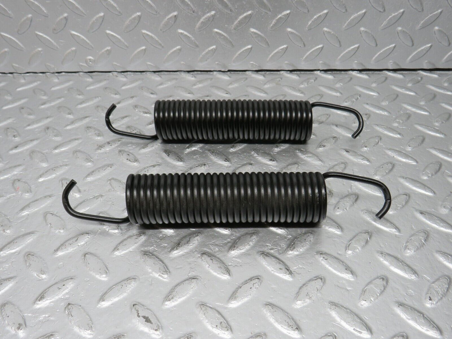 40545 Mercedes-Benz W123 300D Trunk Lid Hinge Spring 2x