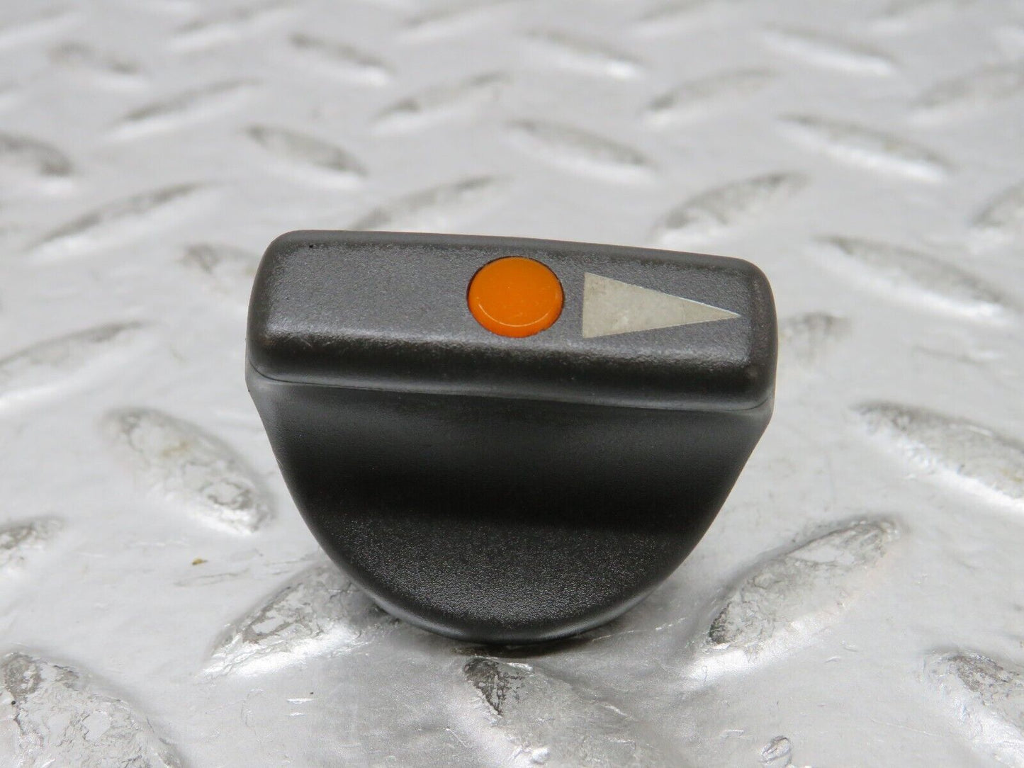 27163 Mercedes-Benz W123 280E Headlight Switch Knob 1265400083