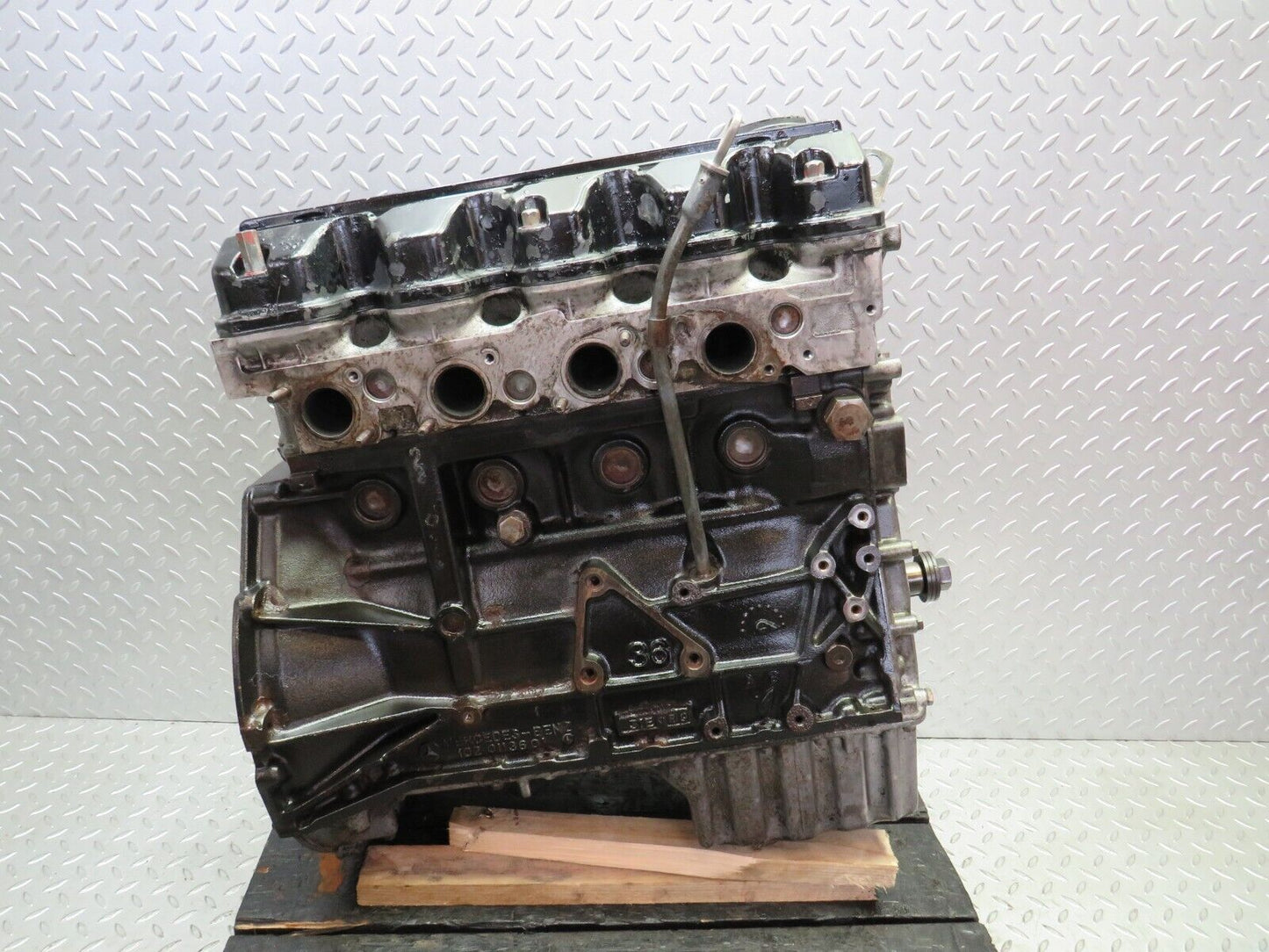 36770 Mercedes-Benz W201 190E 2.0L Complete Engine M102.962 1020112601