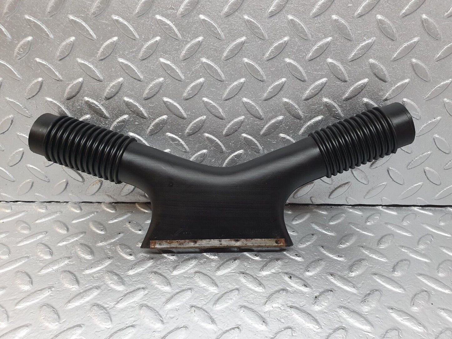 43178 Mercedes-Benz W108 280SE Heater Centre Air Duct Vent