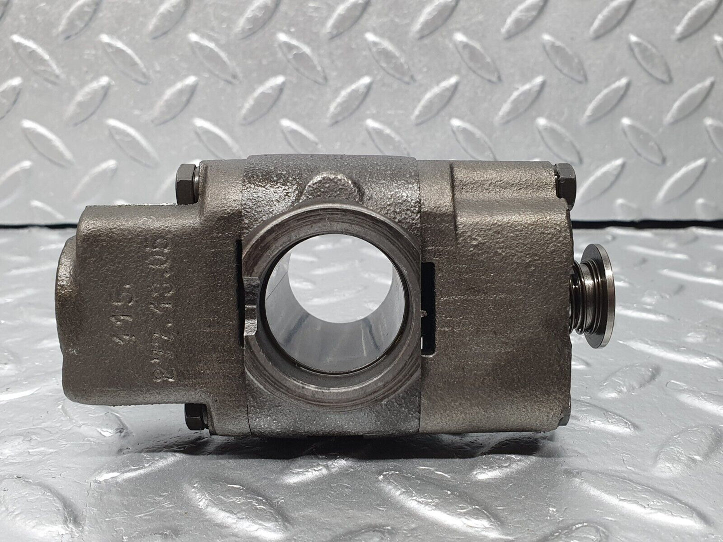 41307 Mercedes-Benz W123 300D Automatic Gearbox Governor 722.118