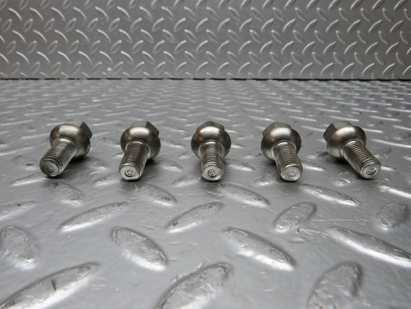 31109 Mercedes-Benz 5x Steel Wheel Lug Bolt M12x1.5