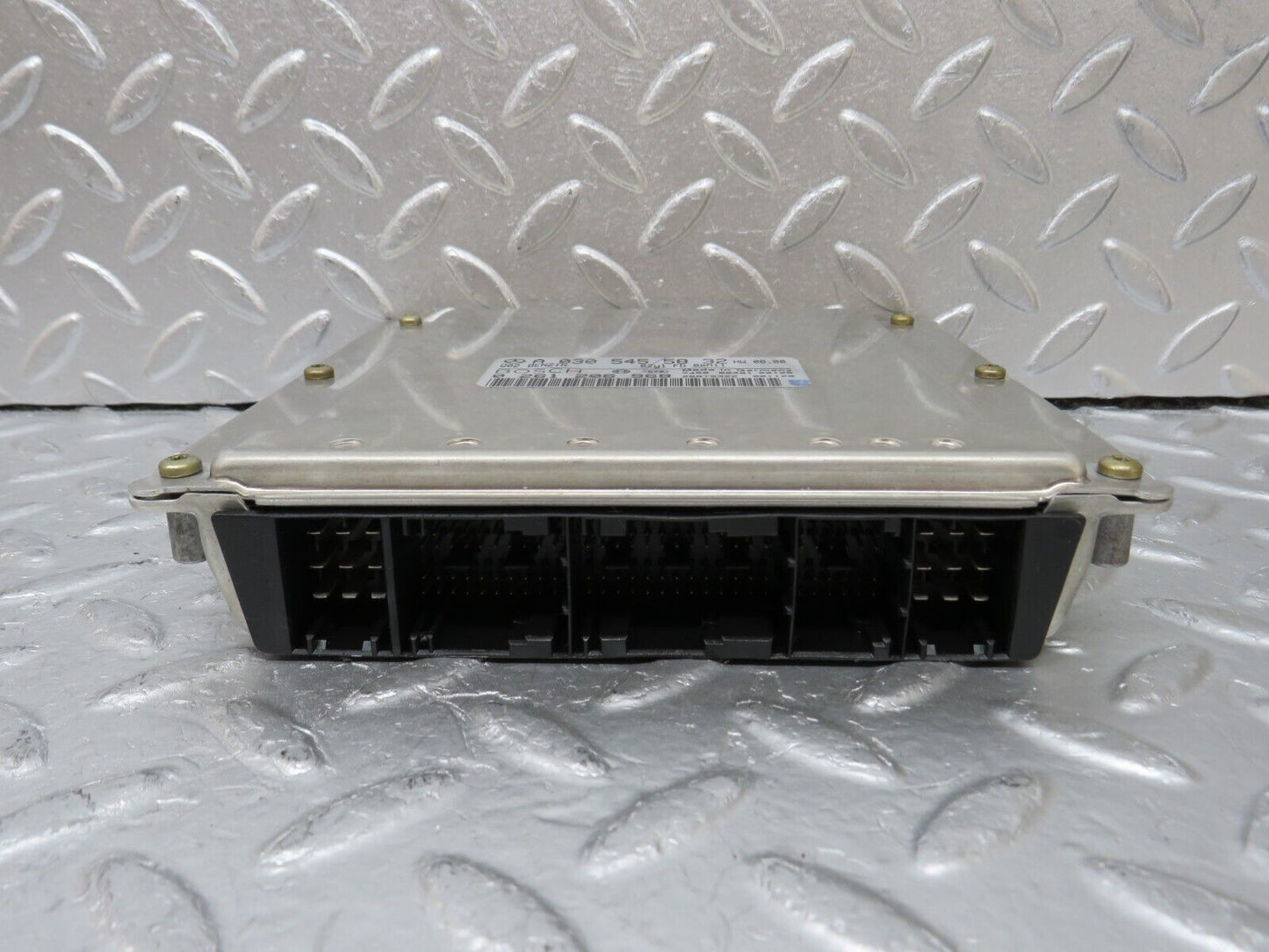 34761 Mercedes-Benz W210 320E Engine Control Unit Bosch 0305455832 0261206968
