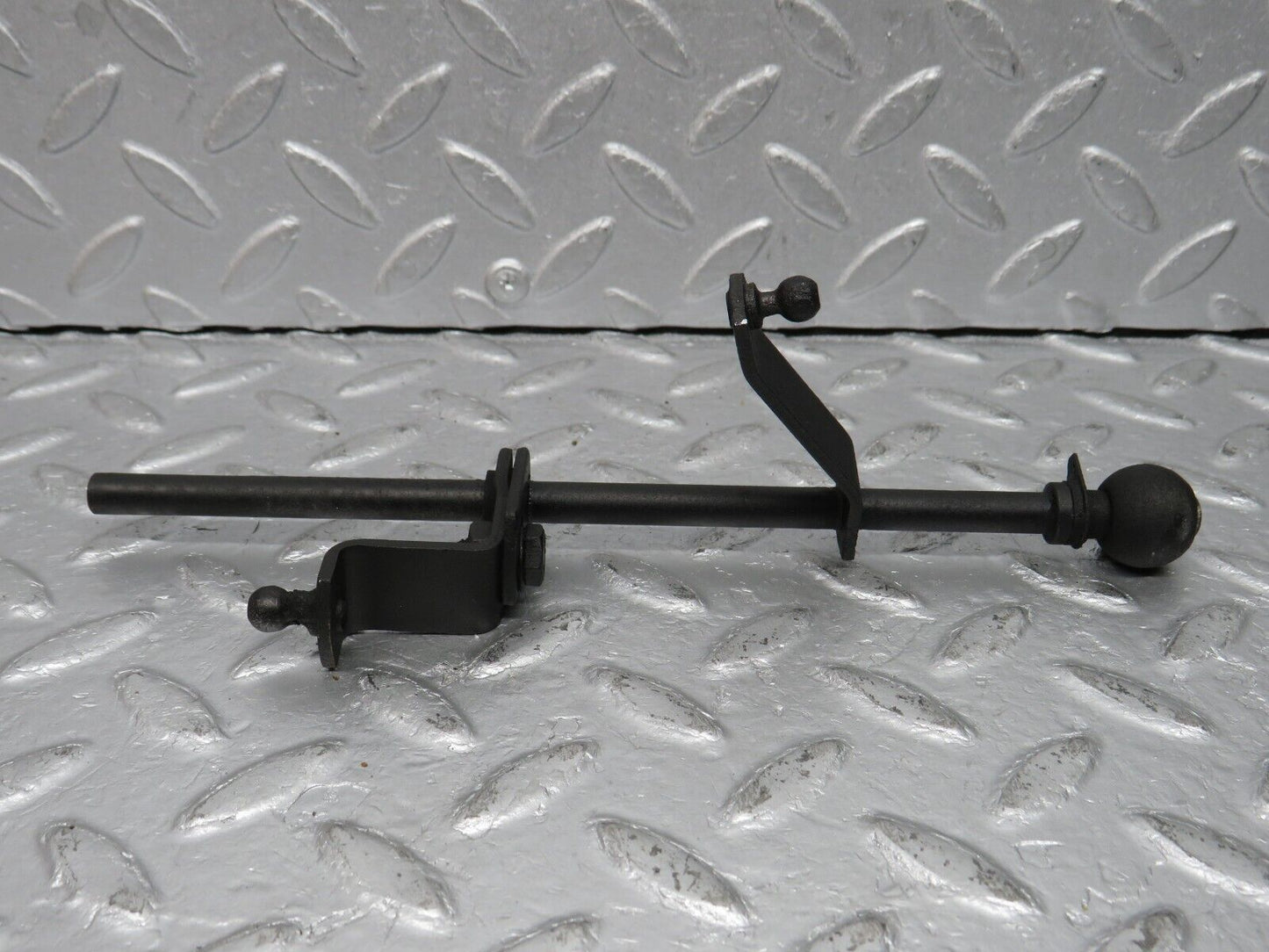 39262 Mercedes-Benz R107 500SL Accelerator Pedal Linkage