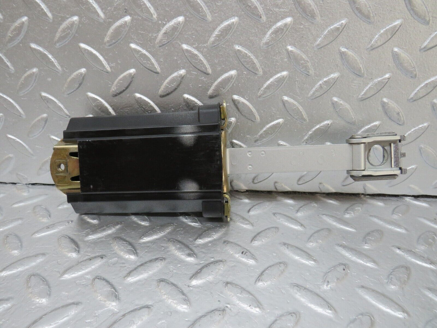 34691 Mercedes-Benz W210 320E Door Safety Check Strap