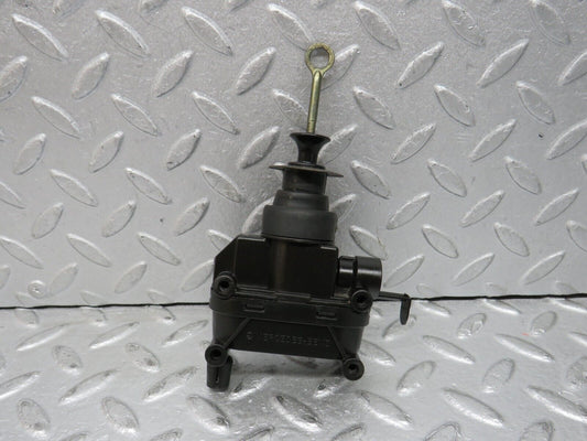 37772 Mercedes-Benz A124 320E Cabriolet Left Door Lock Vacuum Actuator
