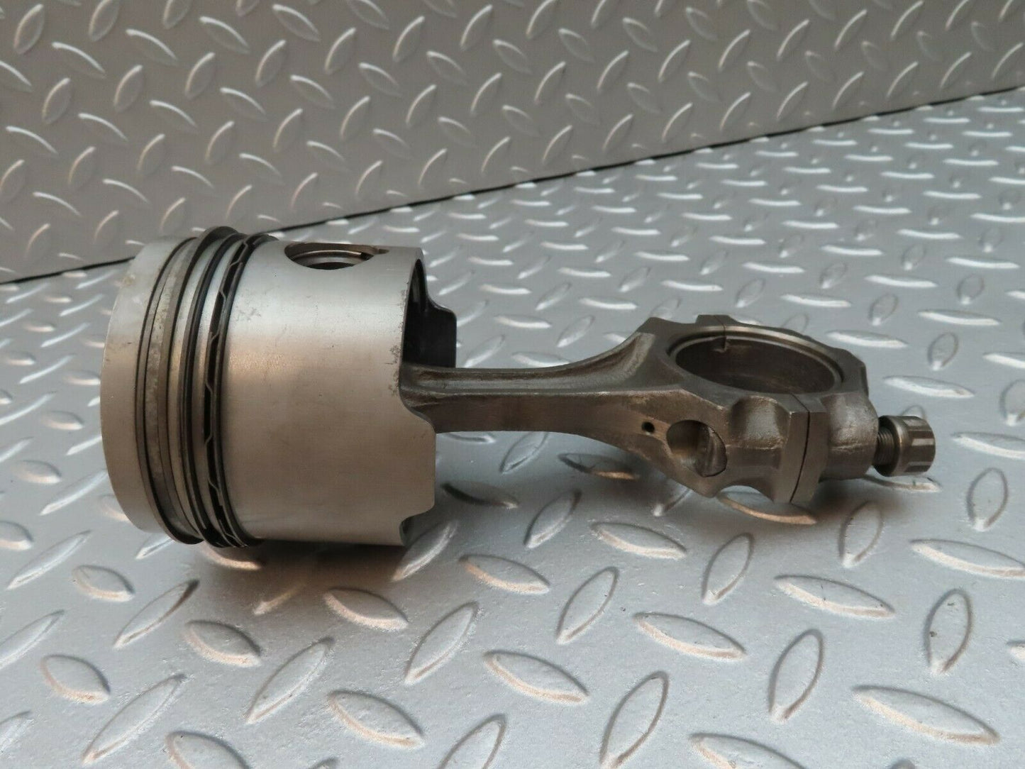 3503 Mercedes-Benz W108 280SE Piston With Connecting Rod 86.49 mm