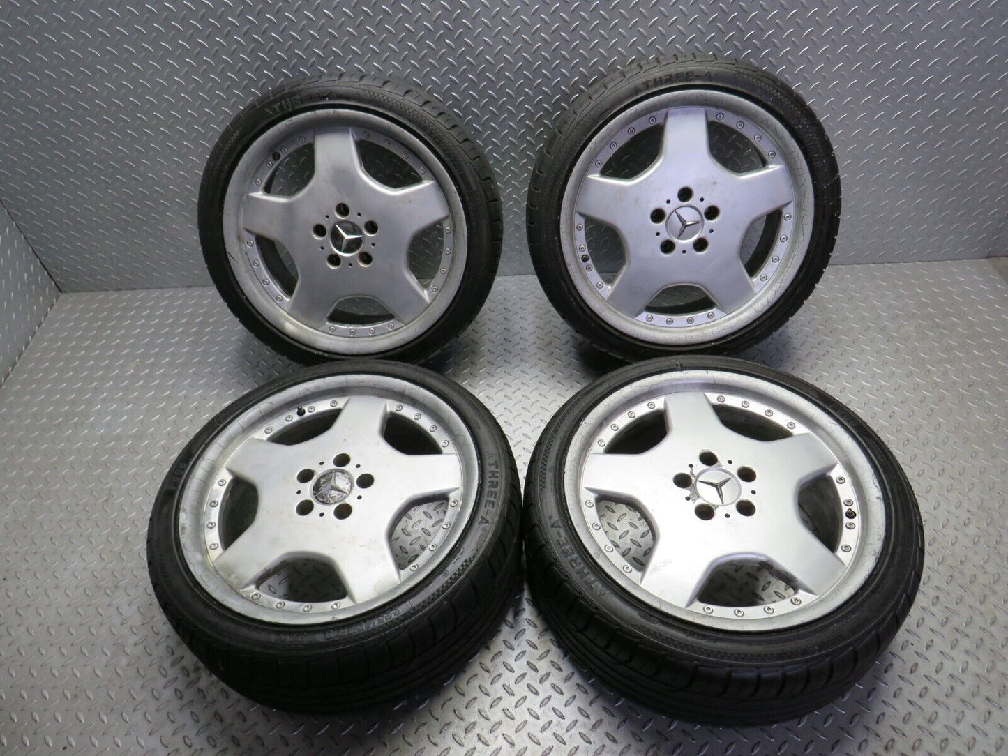 38667 Mercedes-Benz R129 Alloy Wheel Set 18x8J ET35