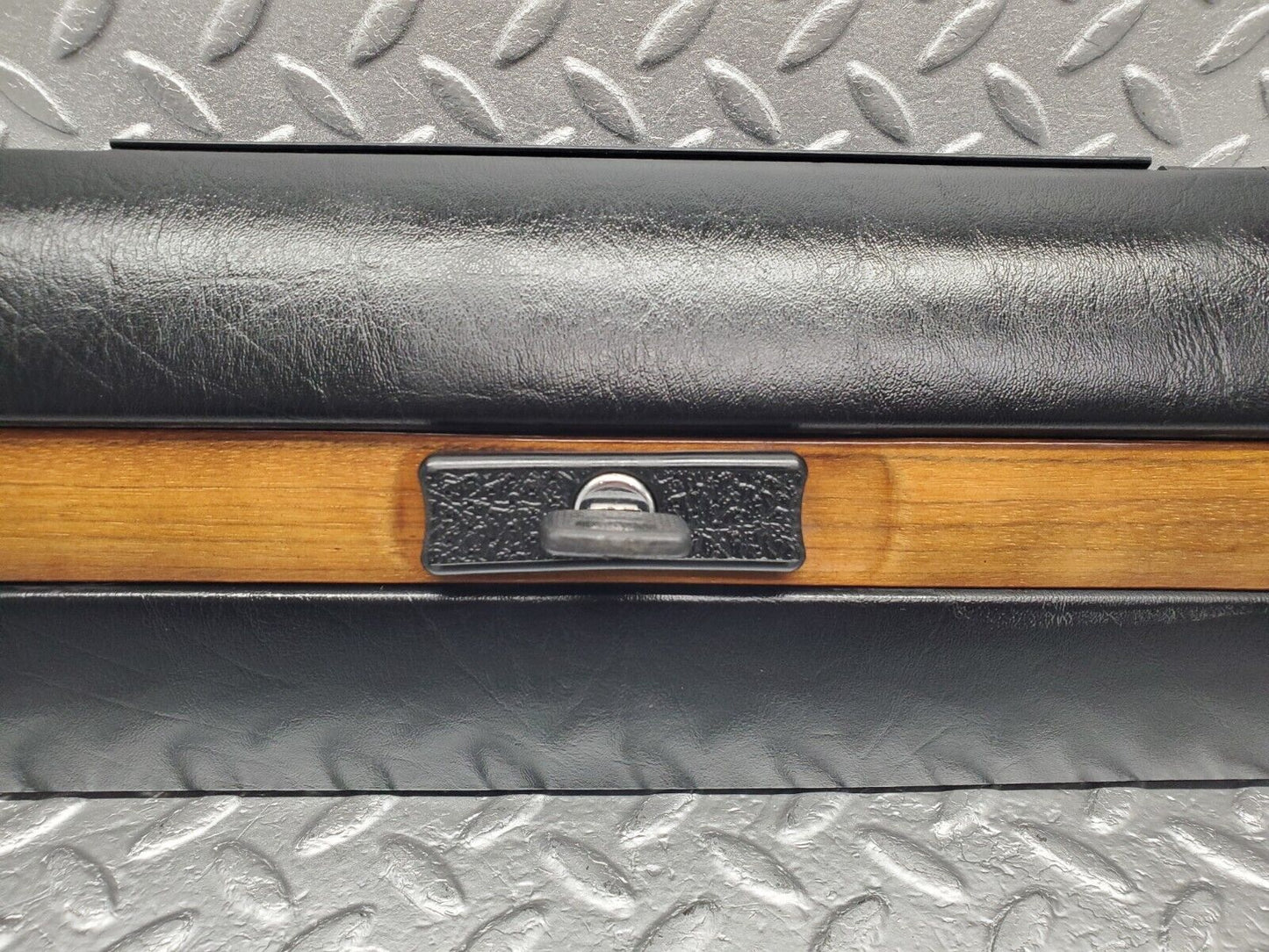 46501 Mercedes-Benz C123 280CE Coupe Glove Box Door With Key