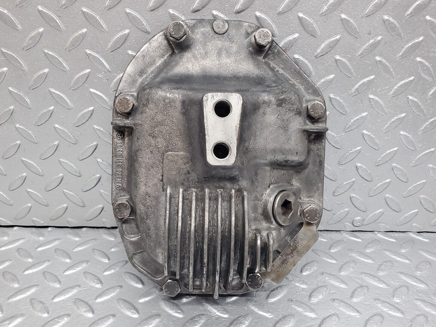45523 Mercedes-Benz C126 380SEC Coupe Rear Differential Cover 1263510308
