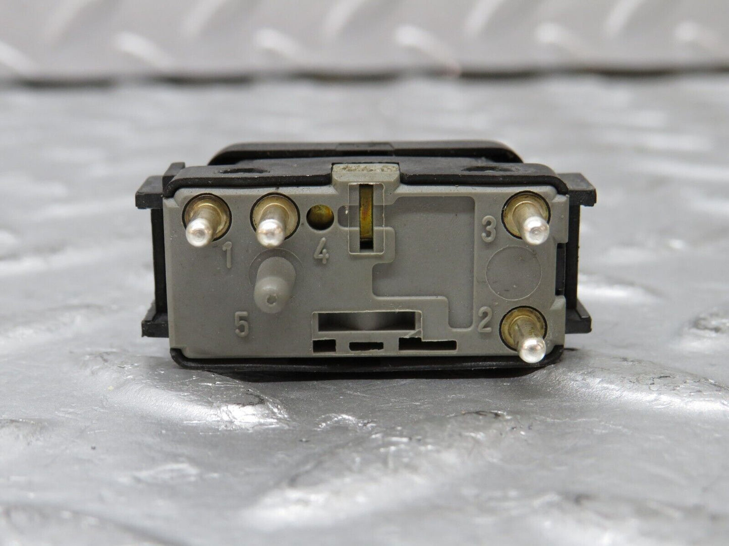 37994 Mercedes-Benz A124 320E Cabriolet Electric Window Switch Frame Left 1408210065 1248209310