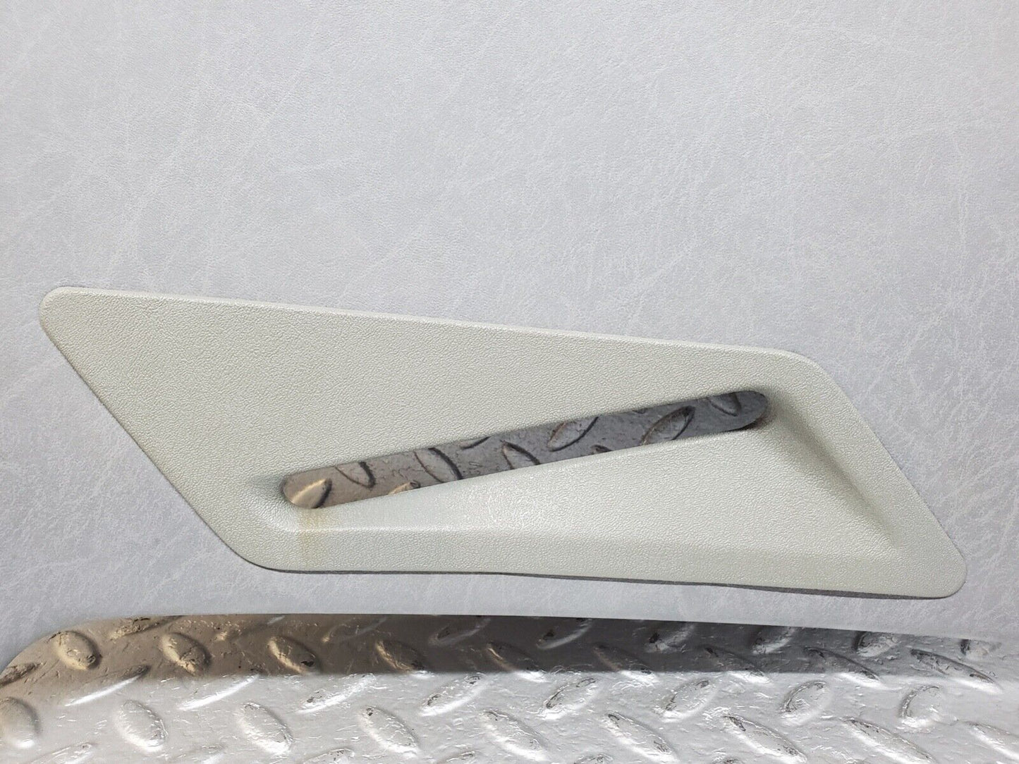 44638 Mercedes-Benz W124 220E C Pillar Cover Panel Left Side Grey 1246950730